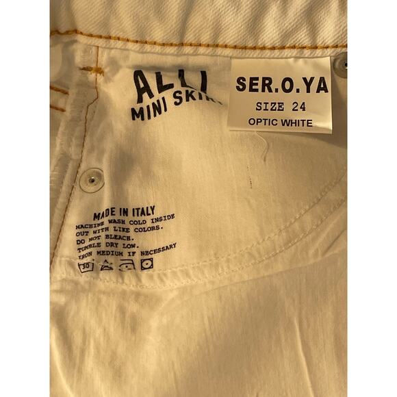 Ser.O.Ya Alli Distressed Mini Denim Skirt Optic White Arizona Size 24 NEW - Picture 10 of 11